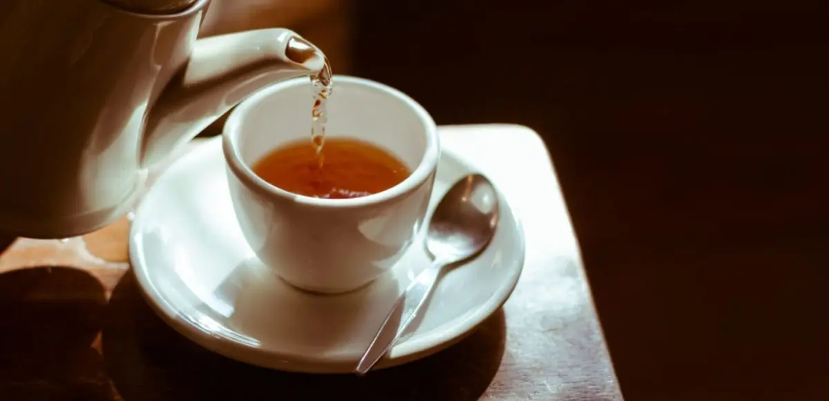 مضرات مصرف چای مانده برای بدن