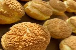 خودت توی خونه نان خامه ای درست کن | طرز تهیه نان خامه ای کراکولین