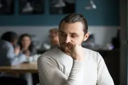 احتمال بیکاری افراد تنها در آینده بیشتر است