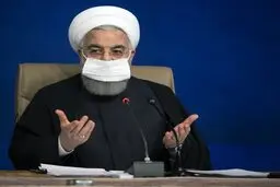 
واکنش تلویحی روحانی به طرح استیضاحش |  یک دست با تحریم و با یک دست با کرونا مبارزه می‌کنیم؛ بنابراین نباید به جنجال‌ها اعتنا کنیم
