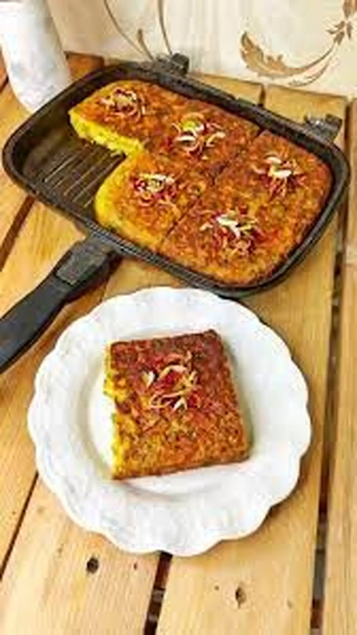 طرز تهیه کوکوی پیتزا یک شام عالی و خوشمزه + ویدیو 