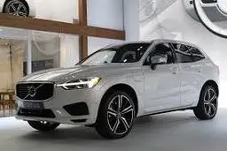 میدانستید نقاط سیاه کوچیک روی شیشه ماشین چه کاربردی دارن؟+ ویدیو 


