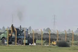 درخواست ۳۰۵ عضو هیئت علمی دانشگاه‌ از مقام معظم رهبری: جلوی احداث پتروشیمی میانکاله را بگیرید