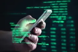 هک شبکه تلفن همراه و ارسال پیام جعلی زلزله! | اطلاعیه فوری و مهم مرکز لرزه نگاری کشور+ ویدیوی توضیحات