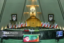 «قاضی‌زاده» نایب رئیس اول و «نیکزاد» نایب رئیس دوم مجلس شدند