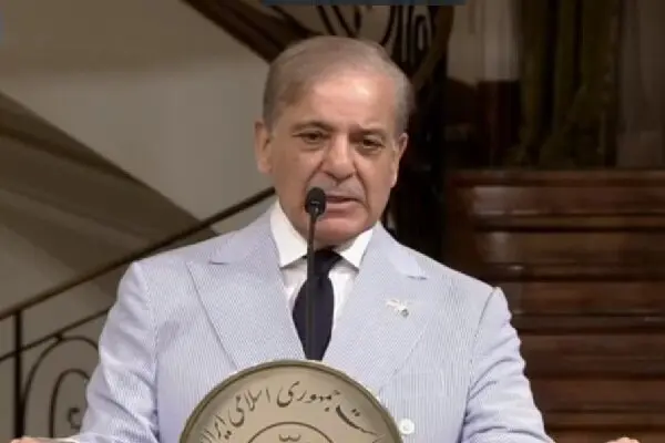 دعوت نخست وزیر پاکستان از هیات های ایران و آمریکا برای حضور در اسلام آباد