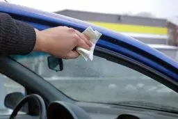 نکاتی برای تمیز نگه‌داشتن خودرو | با این ترفندها خودروی شما همیشه تمیز و مرتب است