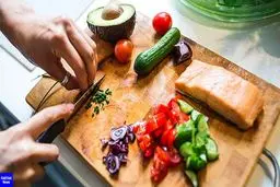 در دوران پریودی چه چیزهایی بخوریم و چه چیزهایی نخوریم؟