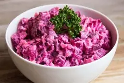طرز تهیه سالاد لبو مخصوص هوای پاییزی | با این ترفند ساده درستش کنی عاشق عطر و طعمش میشی! + ویدئو