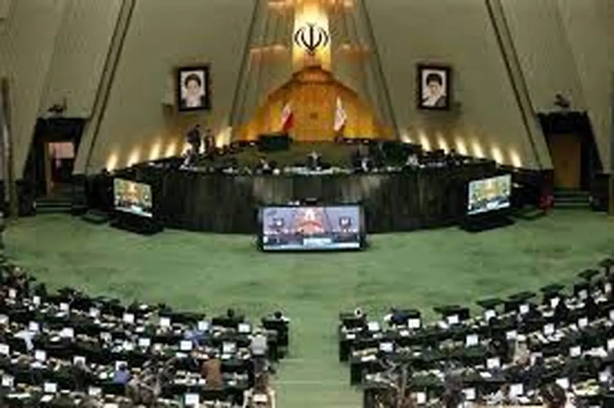 طرح جنجالی‌در مجلس  |  حمایت از پیام‌رسان‌های ایرانی