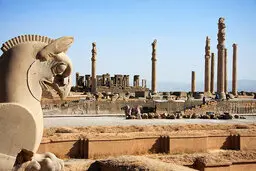 همایون شجریان در معروف‌ترین بنای تاریخی ایران می‌خواند | شکست طلسم کنسرت در تخت‌جمشید