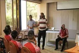 فیروز کریمی سرمربی جدید تراکتور 