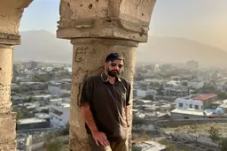 بازداشت حسین ولایتی عکاس ایرانی توسط طالبان