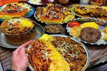 مشتریان تهرانی به «نیم‌پُرس» پناه بردند | نیم‌پُرس؛ شاخص تازه تورم در منوی رستوران‌ها +ویدئو