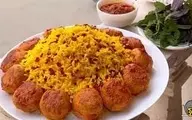 دیگه زرشک‌پلو رو تکراری درست نکن! | طرز تهیه زرشک‌پلو با کوفته مرغ +ویدئو