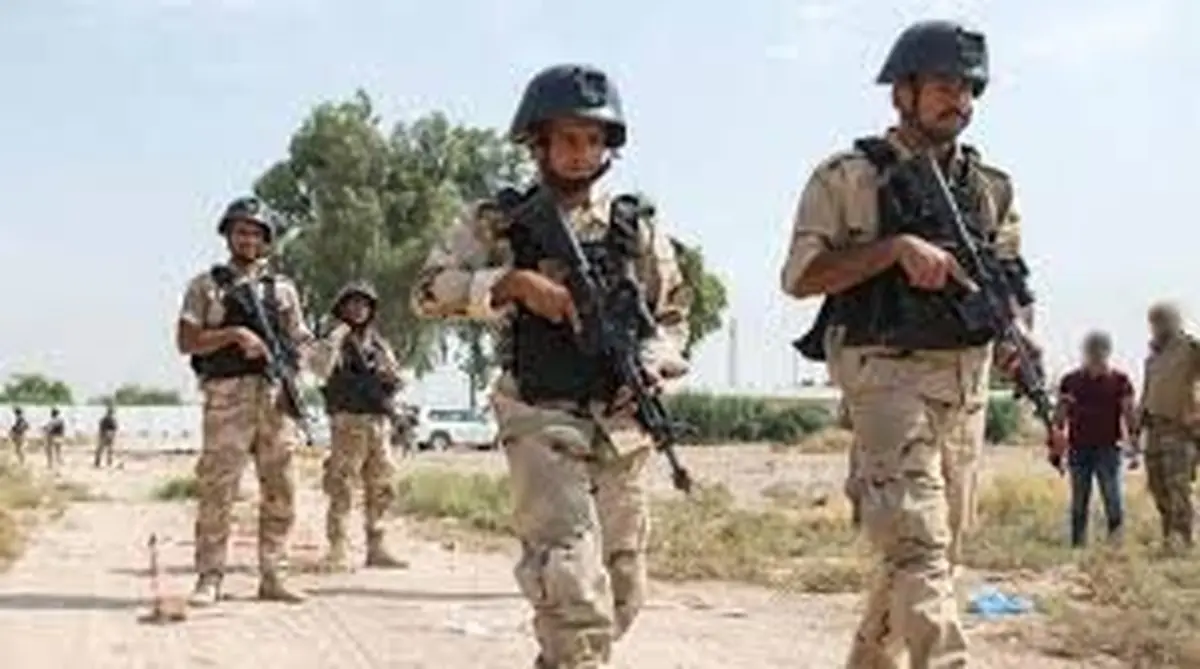 کشف انبار مهمات داعش در غرب عراق 
