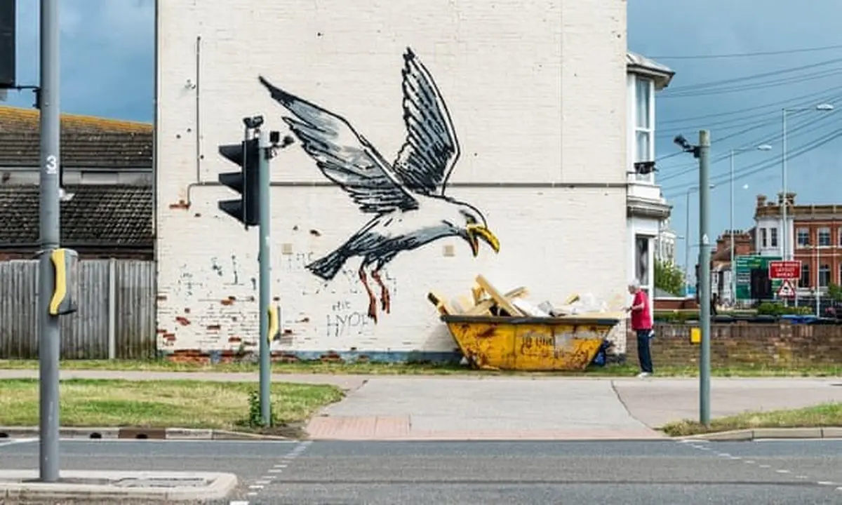 «بنکسی» نقاشی‌های شهرهای ساحلی را تایید کرد