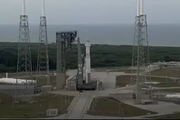 فضاپیمای بوئینگ موفق به پریدن شد ! ویدئو