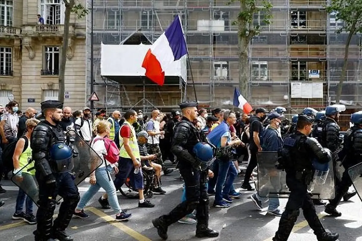 فرانسوی ها علیه طرح دولت این کشور دست به تظاهرات زدند
