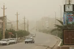 
غلظت غبار و آلودگی هوا در زاهدان به ۴۴ برابر حد مجاز رسید
