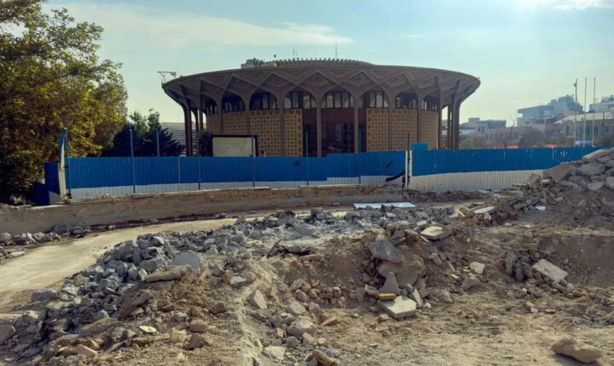 از دلخوشی ساده مردم تا نخاله‌های باقی‌مانده؛ چه بر سر حوض تئاترشهر آمد؟ |روایت‌های متناقض شهرداری، میراث و ارشاد