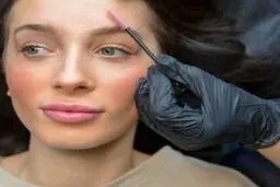 به جای ژل ابرو شیمیایی٬ ژل ابرو گیاهی استفاده کن که تقویت هم میکنه! | آموزش ژل ابرو خانگی و تقویت کننده +ویدئو