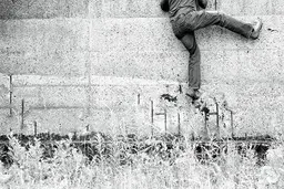 فرار از ساختمان شرکت به دلیل کرونا +ویدئو