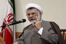 اعزام طلبه‌ها به روستا‌ها در حمایت از جلیلی، در نتیجه جلسه مدیریت حوزه در جمکران بوده |علما از این اتفاق ناراضی هستند | احتمالا خود حوزه به این طلبه‌ها امتیازاتی می‌دهد | حوزه ابزار دست جبهه پایداری شده