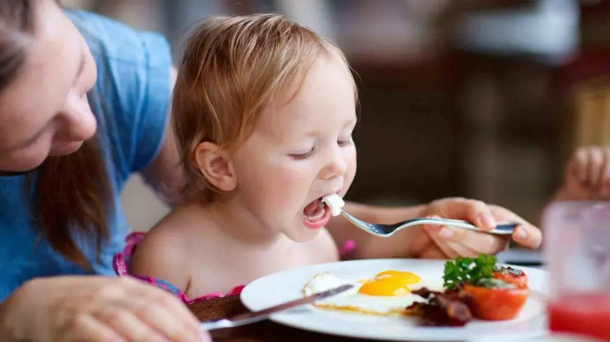 ۶ غذای خوشمزه که کودک را باهوش می‌کند