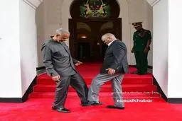 سلام کرونایى رییس جمهور تانزانیا "جان ماگوفولى" و "سیف شریف حامد " رهبر اپوزیسیون