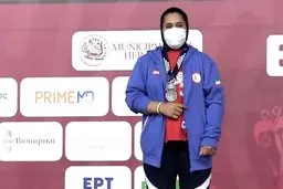 دختر «نقره‌ای» وزنه‌برداری به ایران برنگشت |  بی‌خبری از یکتا جمالی