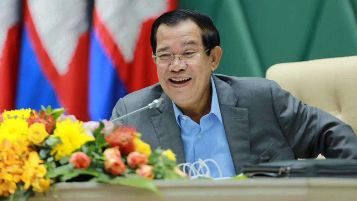 راهکار عجیب نخست‌وزیر کامبوج برای آن که دیرتر بمیرد! | تغییر تاریخ تولد!