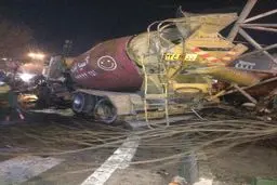 تصادف بونکر سیمان با چندین خودرو در تقاطع اتوبان ستاری با چهارراه مخبر | یک کشته و چندین مصدوم+فایل صوتی و تصاویر