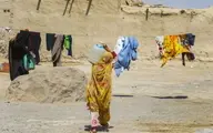 زنان و کودکان کولبران آب؛ داستان هزارها روستای بی آب در ایران