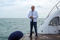 پوتین و یک ناوگان 160 میلیون دلاری که به وی نسبت داده می شود! +عکس