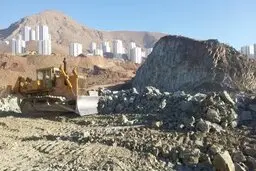  سنگ بزرگ علامت نزدن است!؟