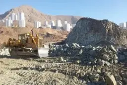  سنگ بزرگ علامت نزدن است!؟