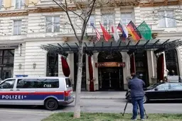 گفتگوها به علت عدم حضور مستقیم واشنگتن در جلسات به کندی پیش می‌رود اما سازنده و جدی است