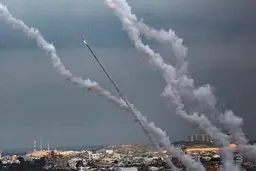 
 فرودگاه «رامون» هدف موشک‌های مقاومت قرار گرفت