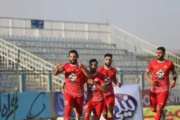 باشگاه تراکتور تعطیل شد