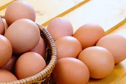 افزایش قیمت تخم مرغ به هیچ وجه قابل قبول نیست