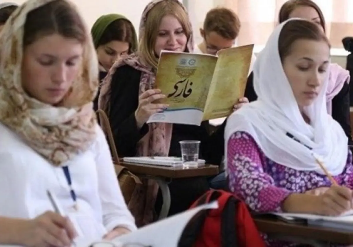 کرسی‌های زبان فارسی خارج از ایران در خطر تعطیلی