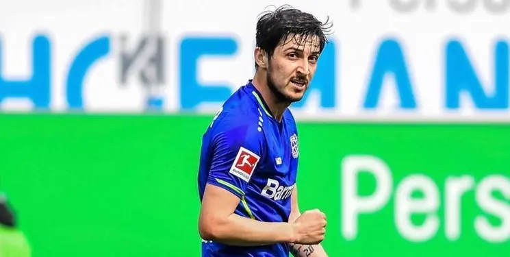 دلخوری سردار آزمون از میثاقی در ویژه‌برنامه نوروزی | واکنش سردار به صحبت‌های مجری فوتبال برتر