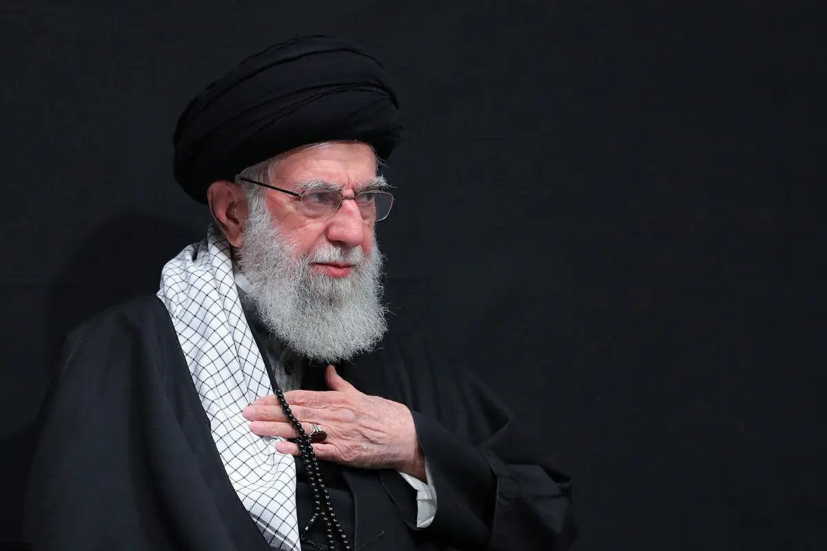 صبح روز اربعین؛ عزاداری هیات‌های دانشجویی در محضر رهبر انقلاب