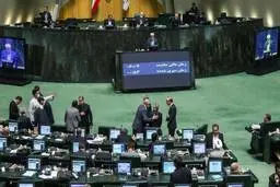 حذف بند مربوط به اختصاص بنزین به کارت ملی