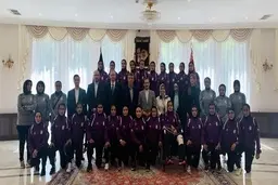 حضور تیم ملی فوتبال بانوان در سفارت ایران در بلاروس 
