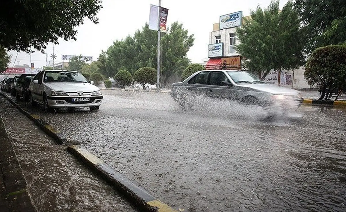 بارش شدید باران در این استان | آتش نشانان به حالت اماده باش در آمدند!