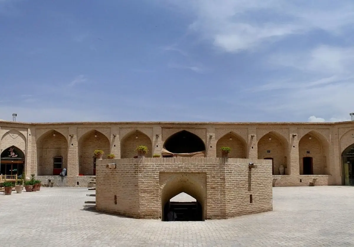 کاروانسرای تاریخی در مرکز ایران