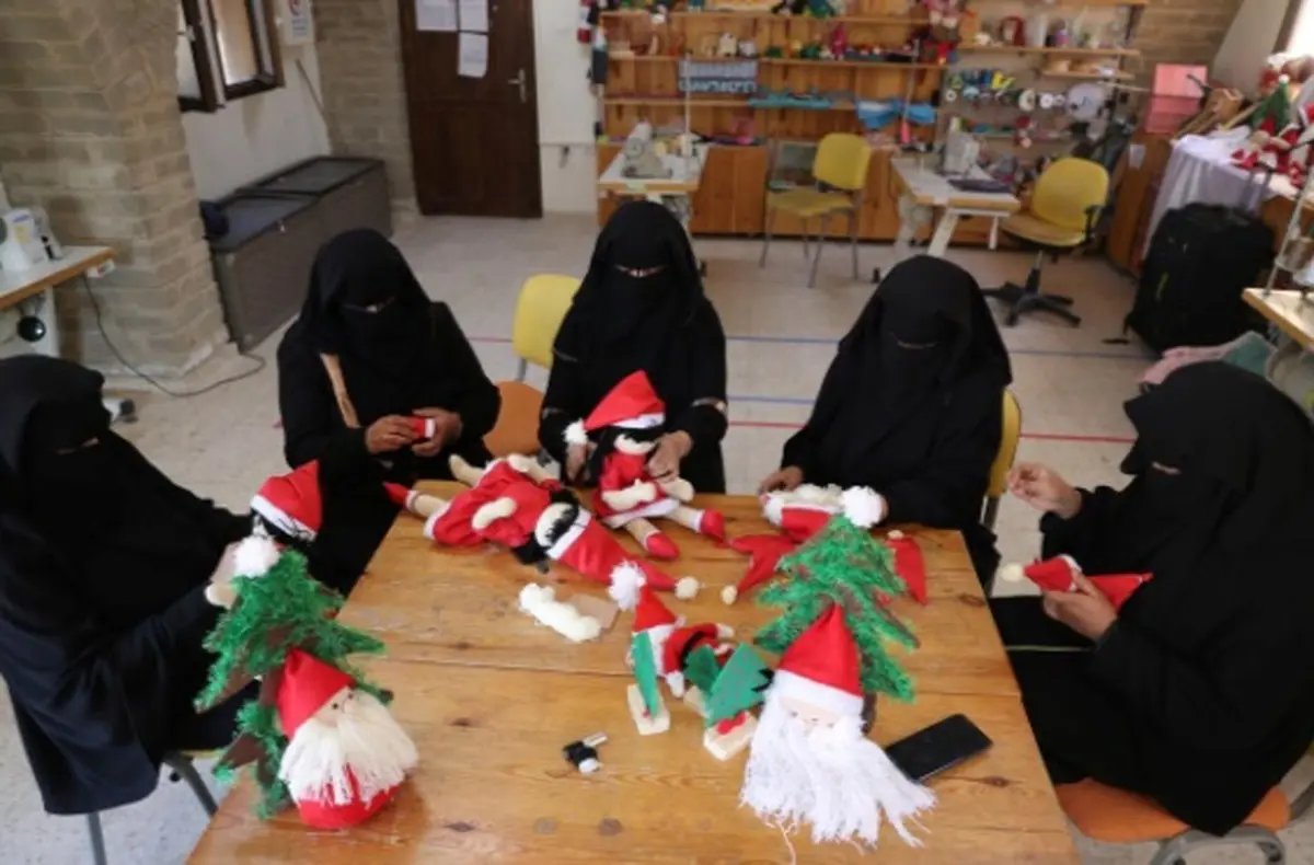 بابانوئل و عروسک، هدیه زنان مسلمان غزه به مسیحیان