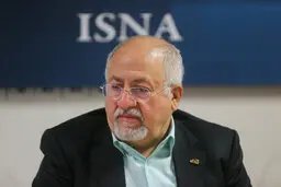  هریک ازخیابان‌های تهران به نام یکی از بزرگان کشورنام‌گذاری می شود